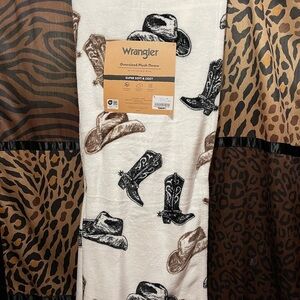 Wrangler Western Plush Throw with Hat and Boot Pattern